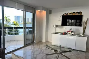 3600 Mystic Pointe Dr, Aventura, FL 33180 - Photo 8