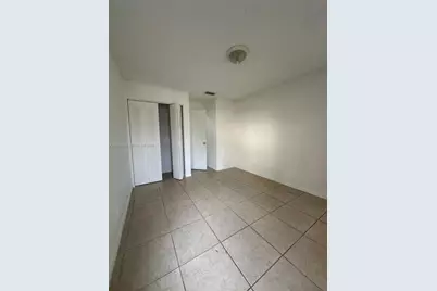 3380 N Pinewalk Dr N #1113, Margate, FL 33063 - Photo 10
