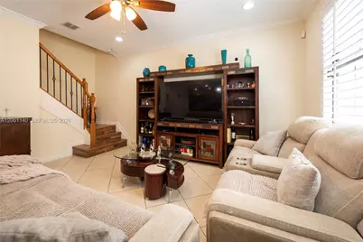 3361 NW 125th Ave, Sunrise, FL 33323 - Photo 4