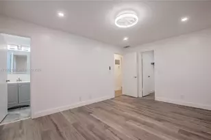 300 S Luna Ct, Hollywood, FL 33021 - Photo 16