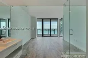650 NE 32nd St, Miami, FL 33137 - Photo 6