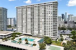 300 Bayview Dr, Sunny Isles Beach, FL 33160 - Photo 36
