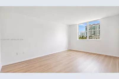 300 Bayview Dr #315, Sunny Isles Beach, FL 33160 - Photo 10