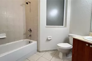 10885 NW 89th Terrace, Doral, FL 33178 - Photo 14