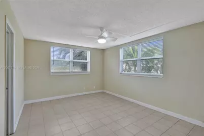 3051 NW 46th Ave #101, Lauderdale Lakes, FL 33313 - Photo 22