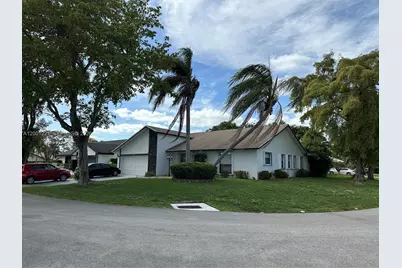 7003 NW 40th Pl, Coral Springs, FL 33065 - Photo 1