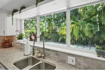 2311 SW 9th Ave, Miami, FL 33129 - Photo 14
