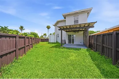 902 SW 8th Pl #0, Florida City, FL 33034 - Photo 14