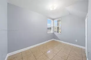 902 SW 8th Pl, Florida City, FL 33034 - Photo 12