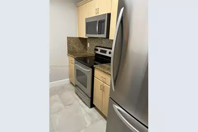 3590 Coral Way #505, Miami, FL 33145 - Photo 14