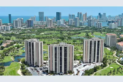 20301 W Country Club Dr #PH24, Aventura, FL 33180 - Photo 26