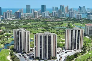 20301 W Country Club Dr, Aventura, FL 33180 - Photo 26