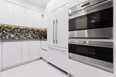 20301 W Country Club Dr #PH24, Aventura, FL 33180 - Photo 10