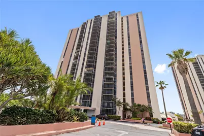 20301 W Country Club Dr #PH24, Aventura, FL 33180 - Photo 28