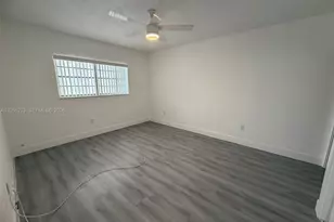 20111 NE 27th Ct, Aventura, FL 33180 - Photo 16
