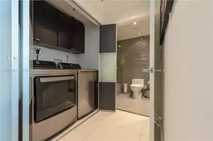 90 SW 3rd St, Miami, FL 33130 - Photo 12