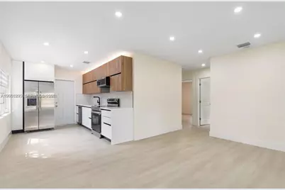 212 NW 103rd St, Miami, FL 33150 - Photo 20