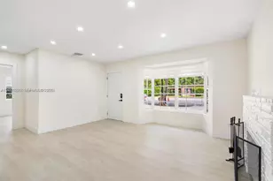 212 NW 103rd St, Miami, FL 33150 - Photo 22