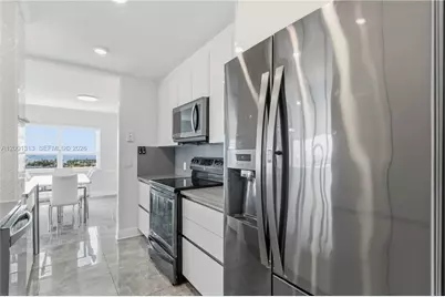 340 Sunset Dr #1210, Fort Lauderdale, FL 33301 - Photo 16