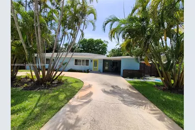 2741 NE 16th Ave, Wilton Manors, FL 33334 - Photo 1