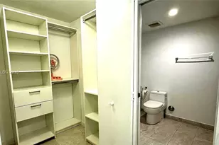 488 NE 18th St, Miami, FL 33132 - Photo 14