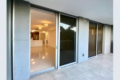 488 NE 18th St #204, Miami, FL 33132 - Photo 2