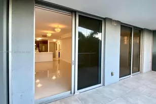 488 NE 18th St, Miami, FL 33132 - Photo 2