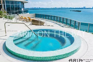 488 NE 18th St, Miami, FL 33132 - Photo 20