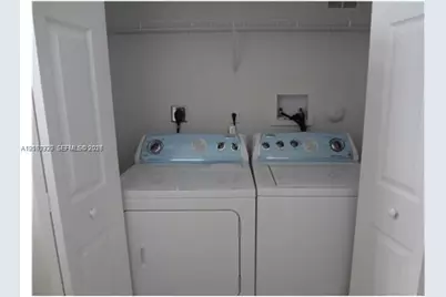 10012 NW 7th St #216, Miami, FL 33172 - Photo 4