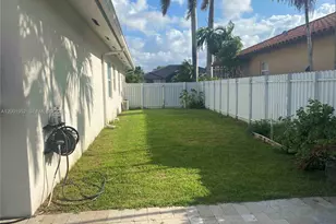 14302 SW 15th St, Miami, FL 33184 - Photo 4