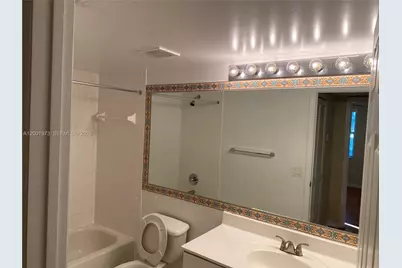 9645 NW 1st Ct #1-302, Pembroke Pines, FL 33024 - Photo 20