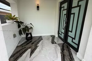 10460 SW 26th Terrace, Miami, FL 33165 - Photo 2