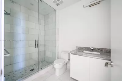 175 SE 25 Rd #501, Miami, FL 33129 - Photo 32