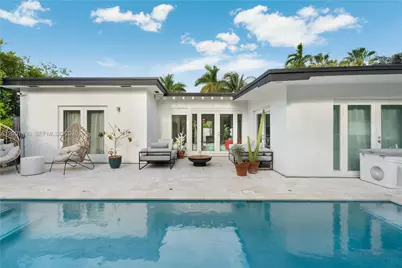 7501 W Adventure Ave, North Bay Village, FL 33141 - Photo 36