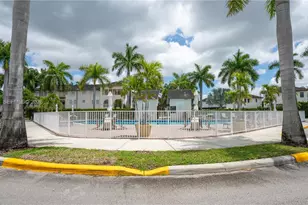 11605 NW 89th St, Doral, FL 33178 - Photo 8