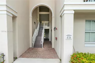 11605 NW 89th St, Doral, FL 33178 - Photo 4