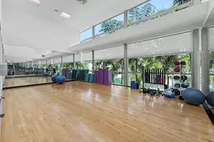 2950 NE 188th St, Aventura, FL 33180 - Photo 36