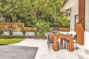 320 NE 88th St, El Portal, FL 33138 - Photo 64
