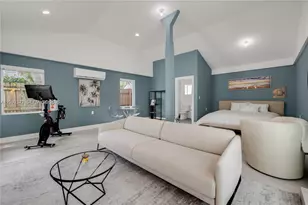 320 NE 88th St, El Portal, FL 33138 - Photo 48