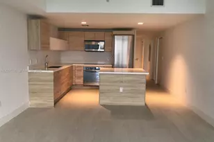 16385 Biscayne Blvd, North Miami Beach, FL 33160 - Photo 2