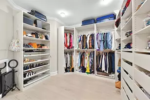 21050 Point Pl, Aventura, FL 33180 - Photo 20