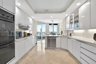 21050 Point Pl, Aventura, FL 33180 - Photo 16