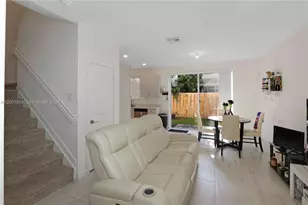 2432 SE 10th Ct, Homestead, FL 33035 - Photo 6