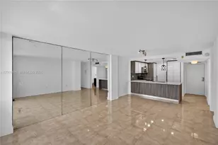600 NE 36th St, Miami, FL 33137 - Photo 4
