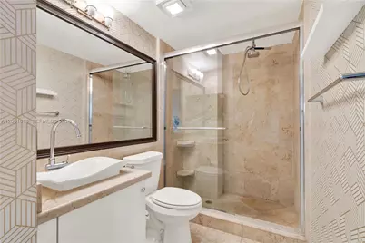 5077 NW 7th St #508, Miami, FL 33126 - Photo 2