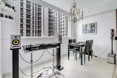 253 NE 2nd St #1608, Miami, FL 33132 - Photo 12