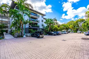 55 Ocean Ln Dr, Key Biscayne, FL 33149 - Photo 2