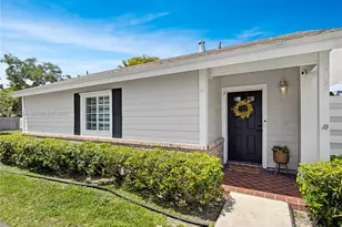 13784 SW 149th Cir Ln, Miami, FL 33186 - Photo 2