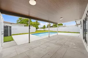7200 W 12th Ave, Hialeah, FL 33014 - Photo 36