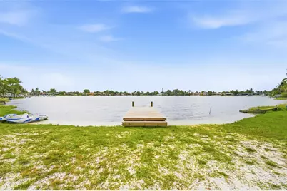 7200 W 12th Ave, Hialeah, FL 33014 - Photo 44